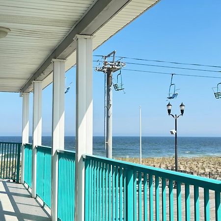 Boardwalk Sand & Surf Beach Hotel Oceanfront ซีไซด์ไฮทส์ ภายนอก รูปภาพ