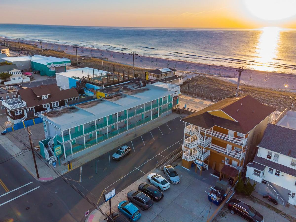 Boardwalk Sand & Surf Beach Hotel Oceanfront ซีไซด์ไฮทส์ ภายนอก รูปภาพ