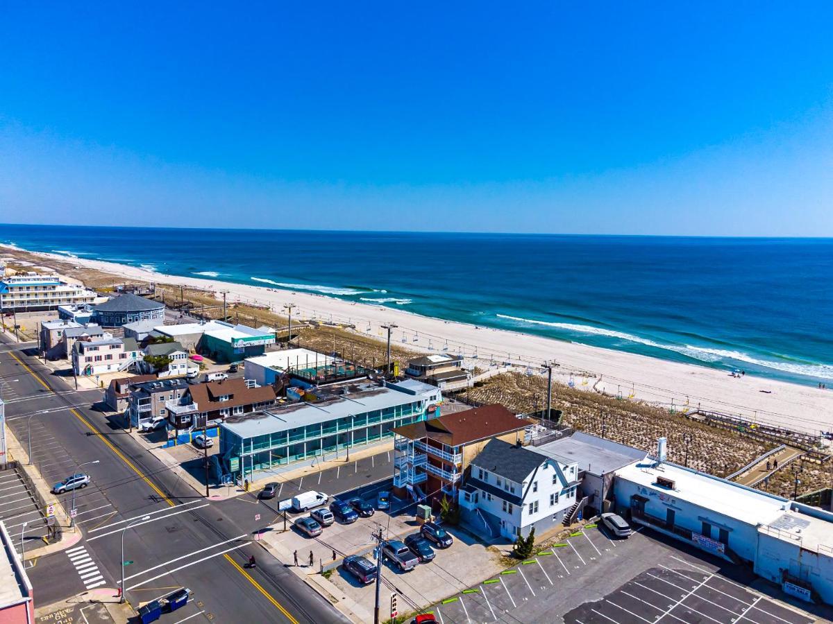 Boardwalk Sand & Surf Beach Hotel Oceanfront ซีไซด์ไฮทส์ ภายนอก รูปภาพ