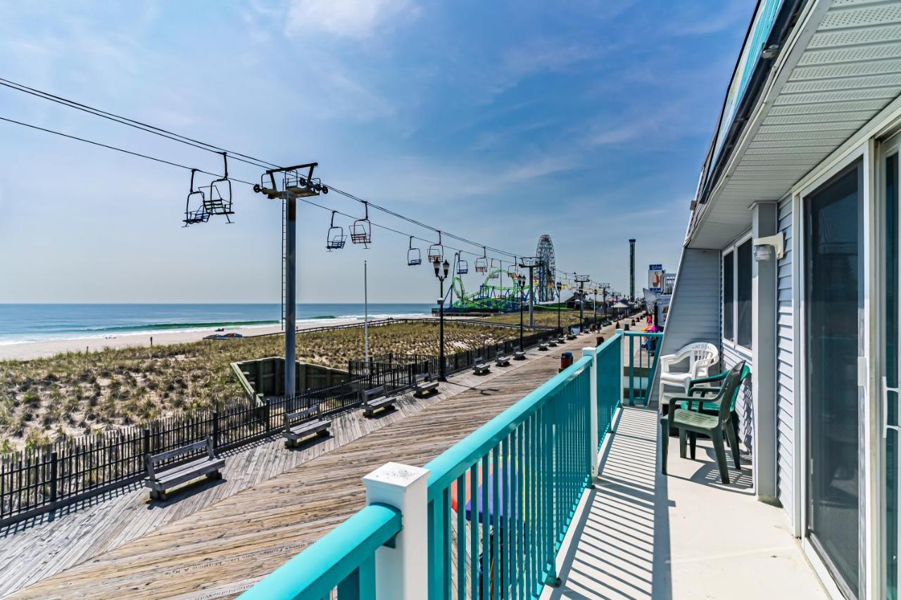 Boardwalk Sand & Surf Beach Hotel Oceanfront ซีไซด์ไฮทส์ ภายนอก รูปภาพ
