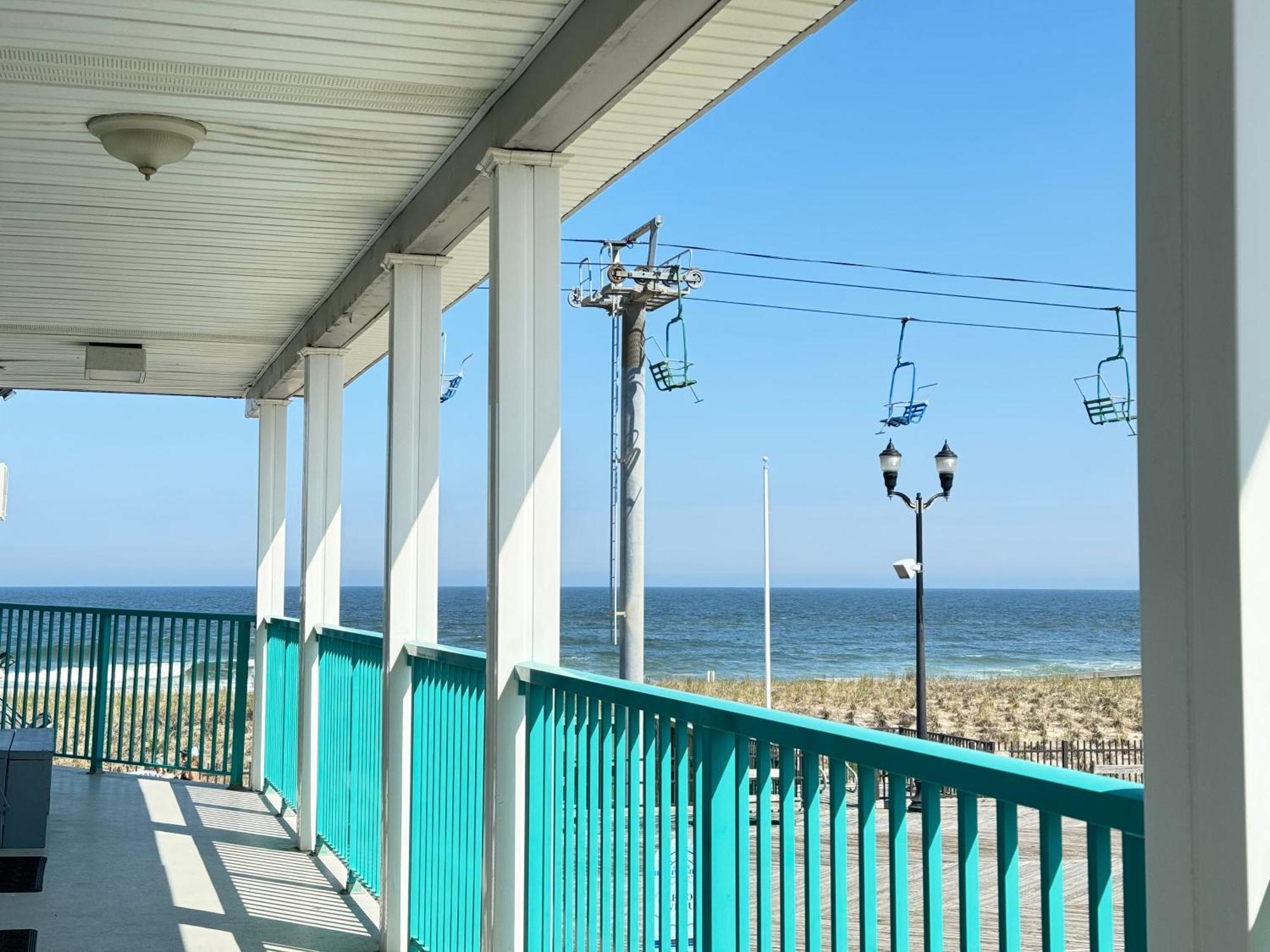 Boardwalk Sand & Surf Beach Hotel Oceanfront ซีไซด์ไฮทส์ ภายนอก รูปภาพ